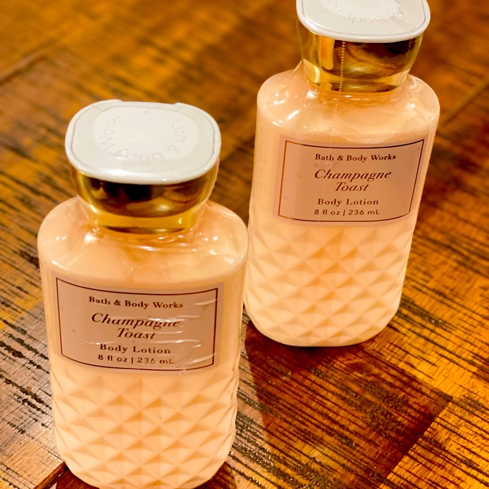 BATH & BODY WORKS champagne toast body lotion